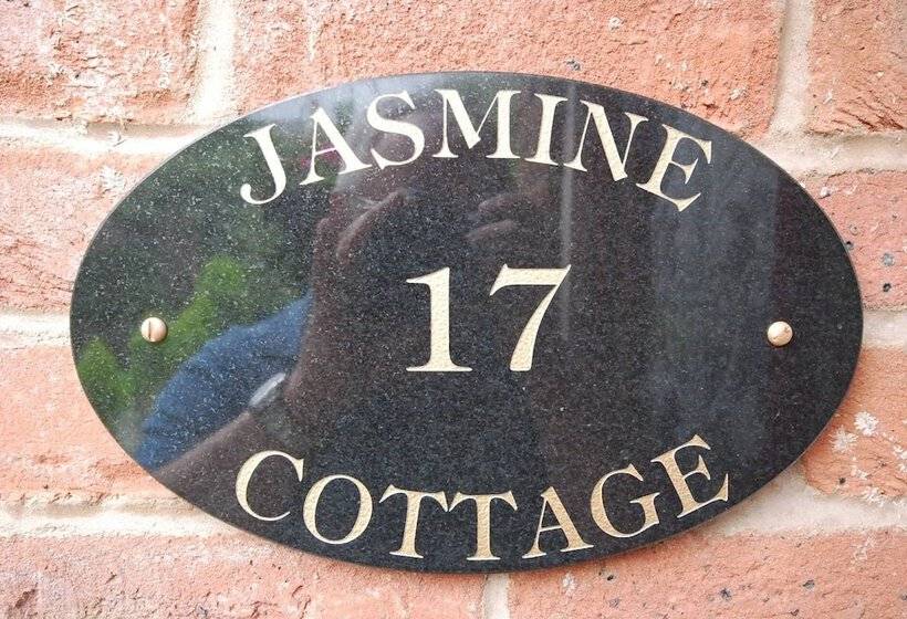 Saltburn Holidays Jasmine Cottage