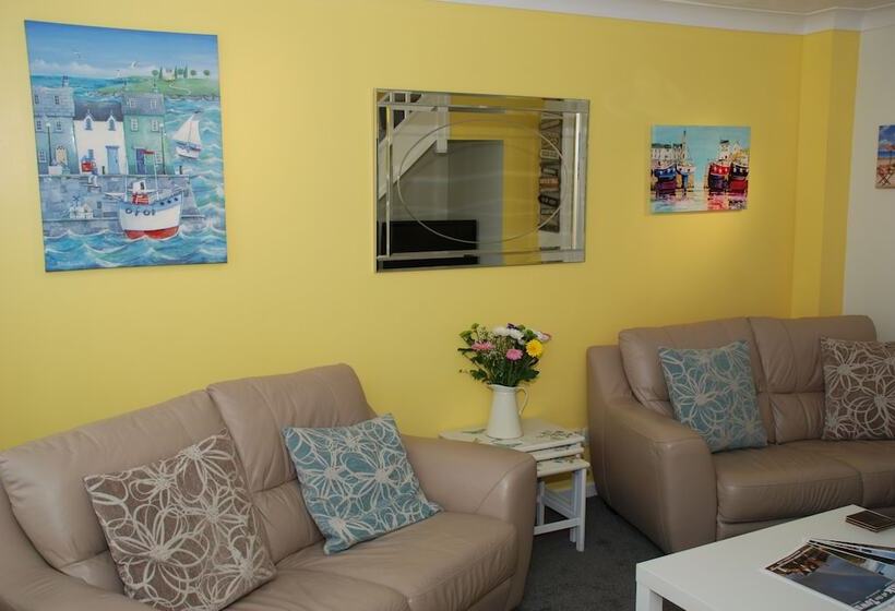 Saltburn Holidays Jasmine Cottage