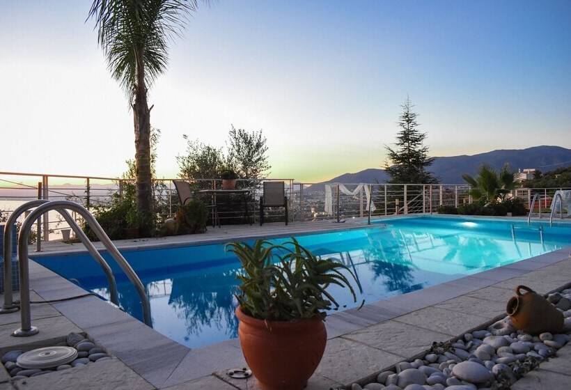 Beachside Bliss   Luxury Sanctuary & Private Pool