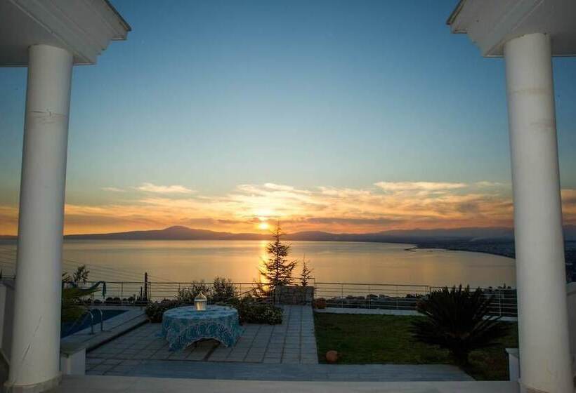 Beachside Bliss   Luxury Sanctuary & Private Pool