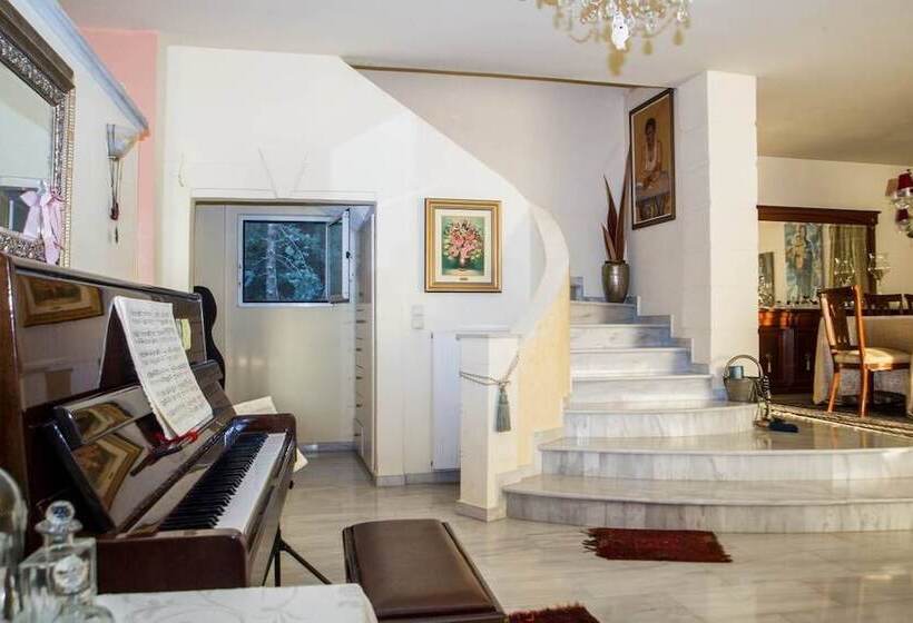 Beachside Bliss   Luxury Sanctuary & Private Pool