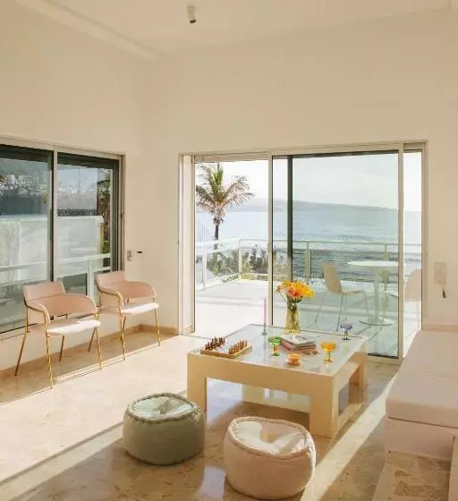 Aamiaismajoitus (B&B) Punta Paradiso