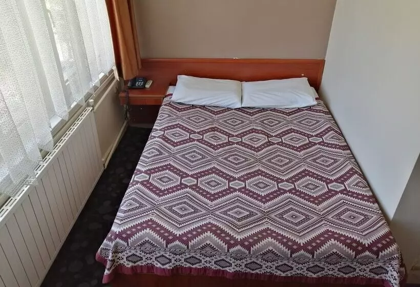 Ferah Otel