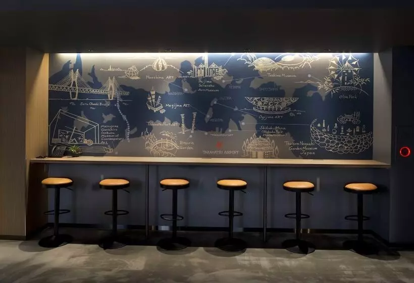 ホテル Alphabed Inn Takamatsu Ekimae