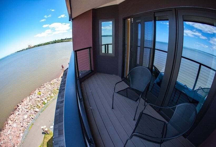 فندق Blue Wave Inn