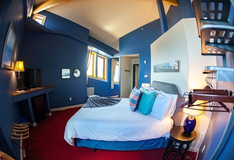 فندق Blue Wave Inn