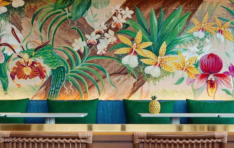 Отель Kimpton Maalai Bangkok  An Ihg