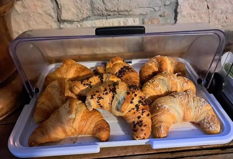 Hotelli Albergo Baschera