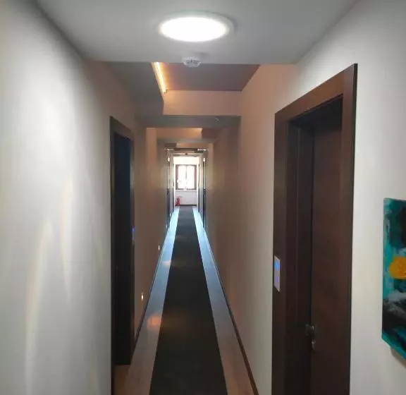 Hotelli Albergo Baschera