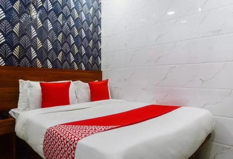 هتل Oyo 63295 T Junction Residency