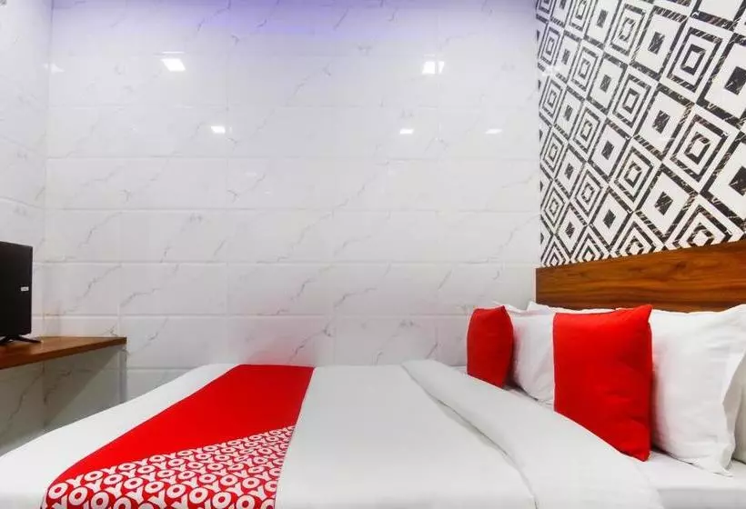 هتل Oyo 63295 T Junction Residency