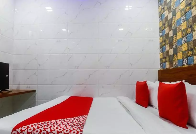 هتل Oyo 63295 T Junction Residency