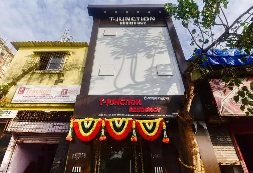 هتل Oyo 63295 T Junction Residency