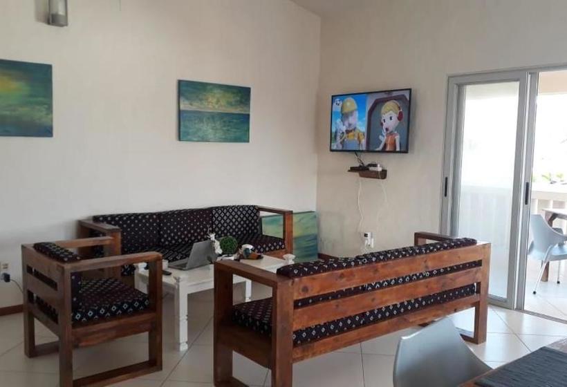 膳宿费 Baia Do Ouro