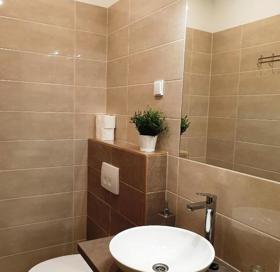 بنسيون Mediterrán Villa Kecskemét