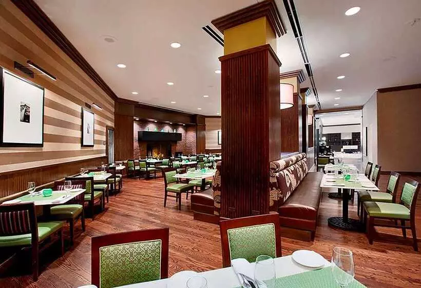 酒店 Hilton Rosemont Chicago O'Hare