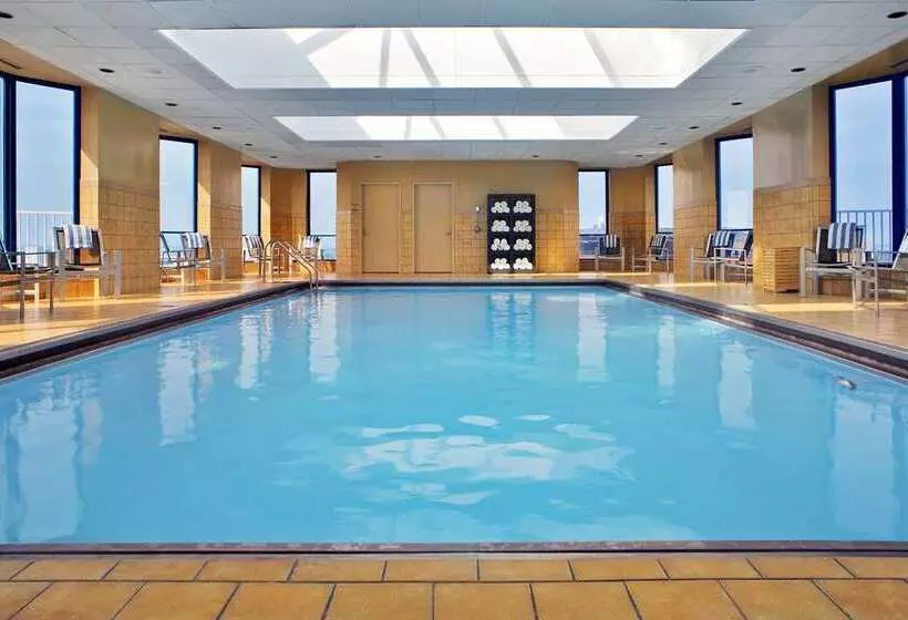 酒店 Hilton Rosemont Chicago O'Hare