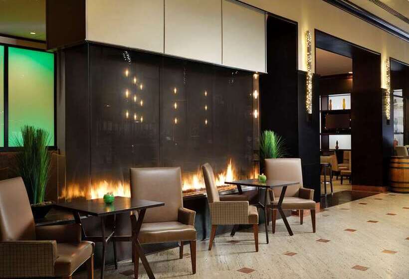 فندق Hilton Rosemont Chicago O'Hare