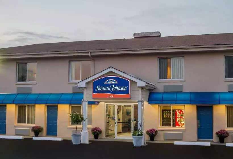 هتل Howard Johnson By Wyndham Springfield