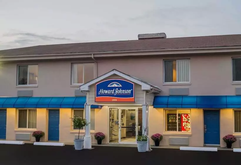 هتل Howard Johnson By Wyndham Springfield