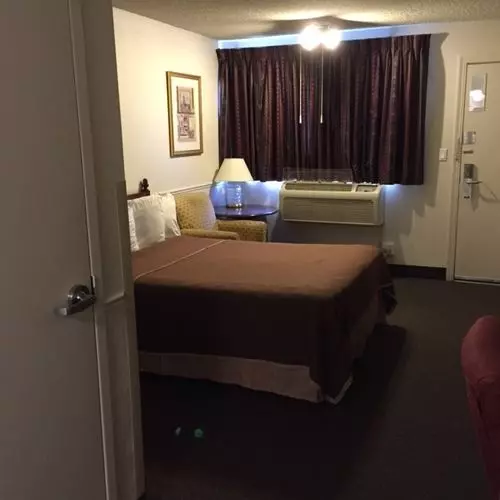 Отель North Temple Inn