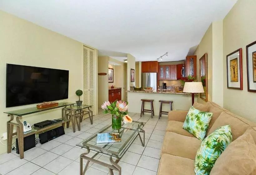 Отель Ilikai Marina Vacations