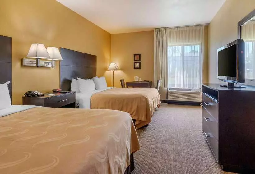 호텔 Quality Inn & Suites Lenexa Kansas City