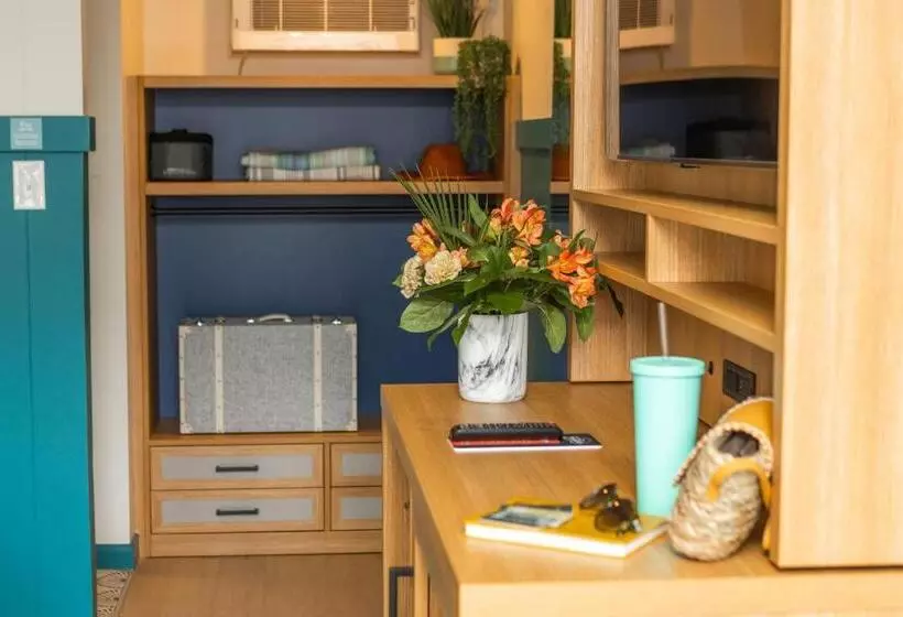 モーテル Freebird By Reverie Boutique Collection