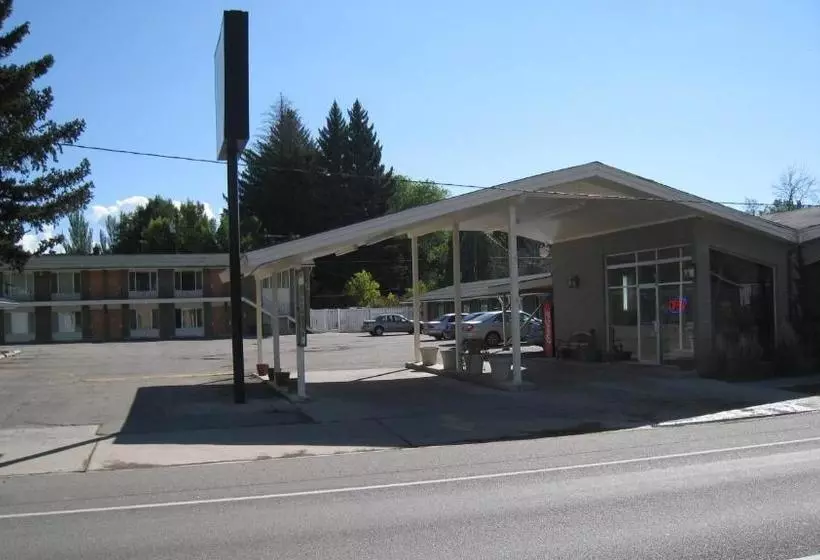 فندق على الطريق Heber Inn