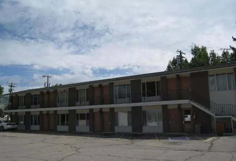 فندق على الطريق Heber Inn