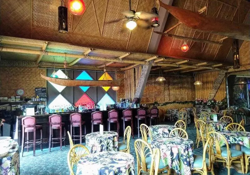 Tiki Resort   Lake George