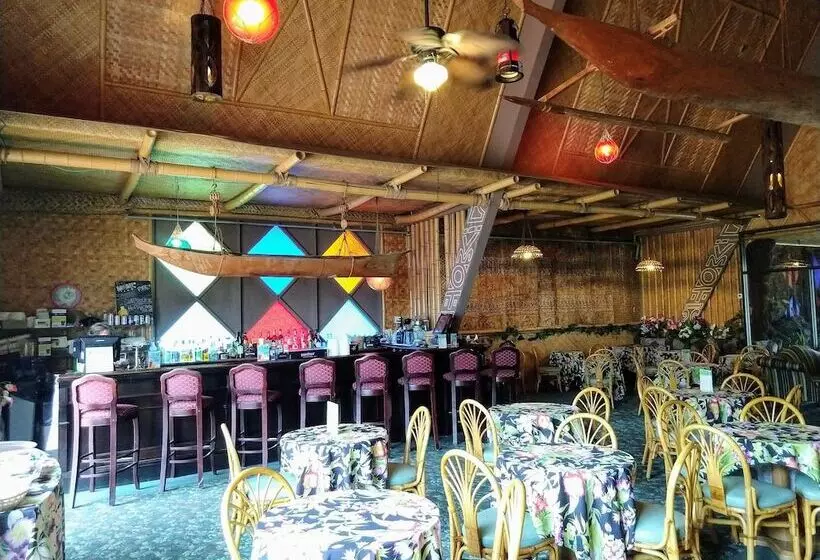 Tiki Resort   Lake George