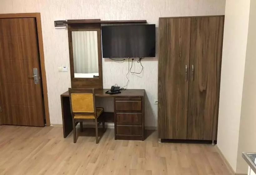 ベッドアンドブレックファースト Alp Otel