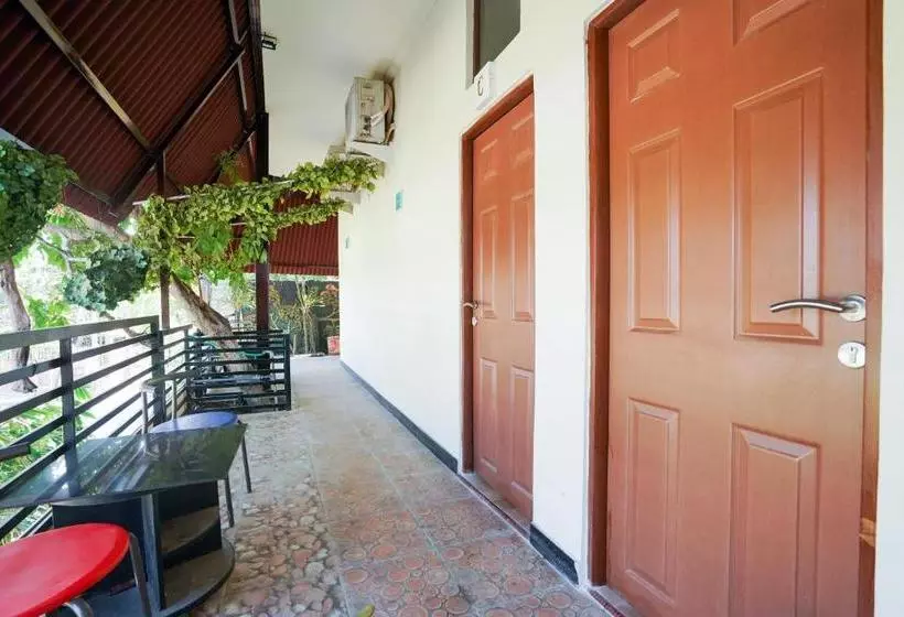 ホテル Oyo 1856 Ale Residence