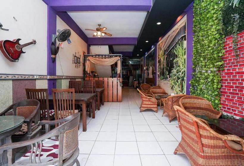 Hotel Oyo 1856 Ale Residence