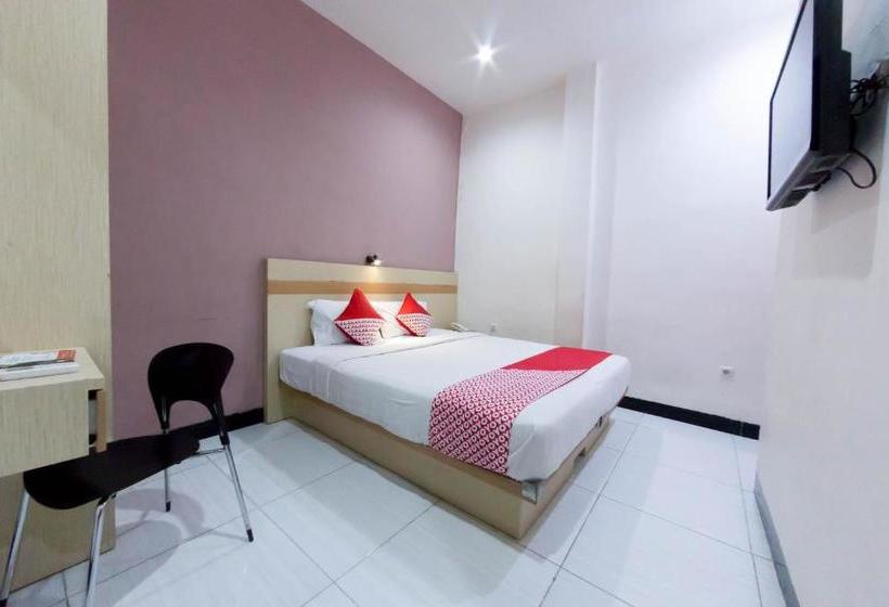 בית מלון כפרי Oyo 2087 Jaya Homestay