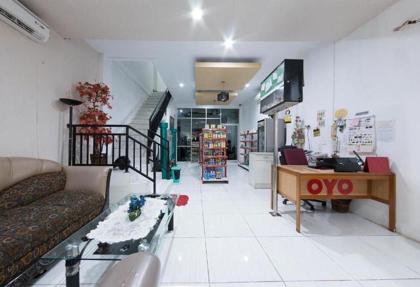 בית מלון כפרי Oyo 2087 Jaya Homestay