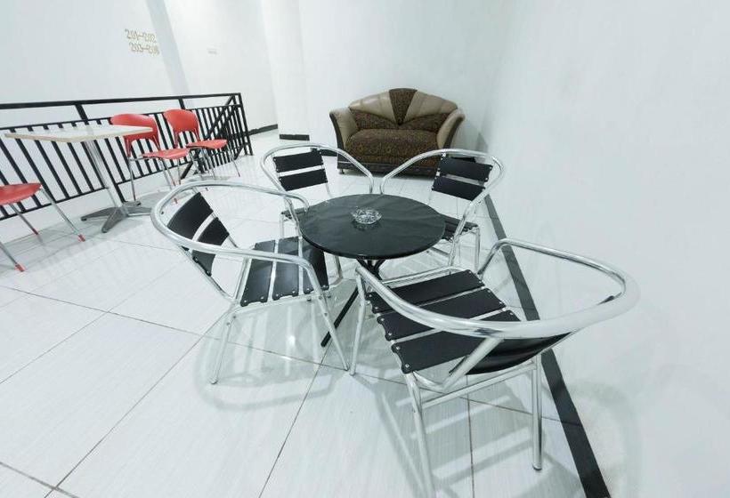 בית מלון כפרי Oyo 2087 Jaya Homestay