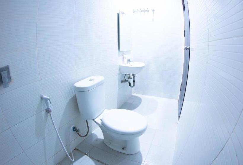 בית מלון כפרי Oyo 2087 Jaya Homestay