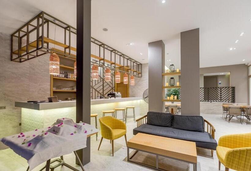 Melanippe Relaxing Hotel   Adults Only