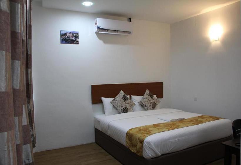 בית מלון כפרי Big Apple