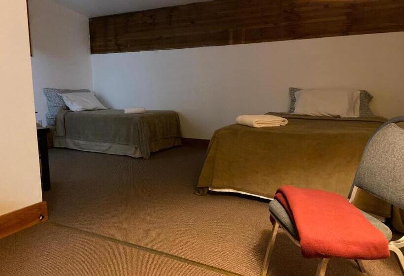 فندق صغير Mcgrath Roadhouse