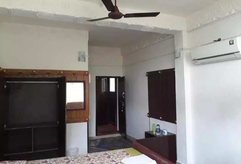 Hotelli Blue Waves Beach Residency