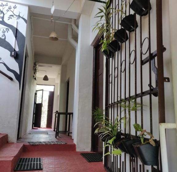 ホテル Blue Waves Beach Residency