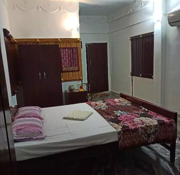 Hotelli Blue Waves Beach Residency