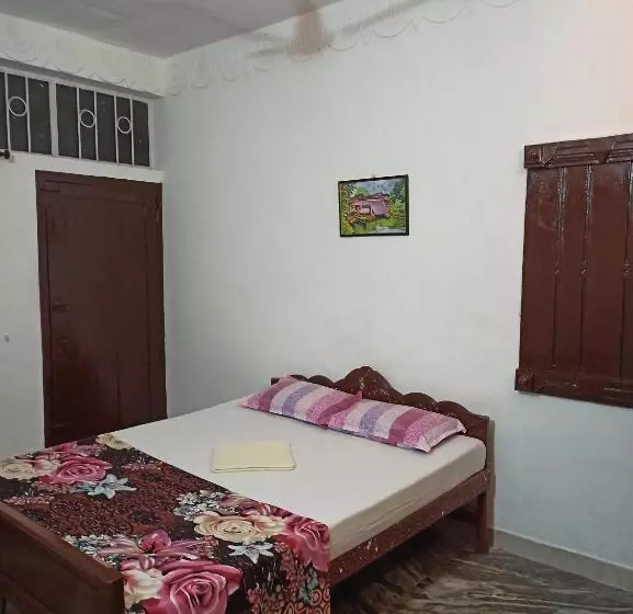 Hotelli Blue Waves Beach Residency