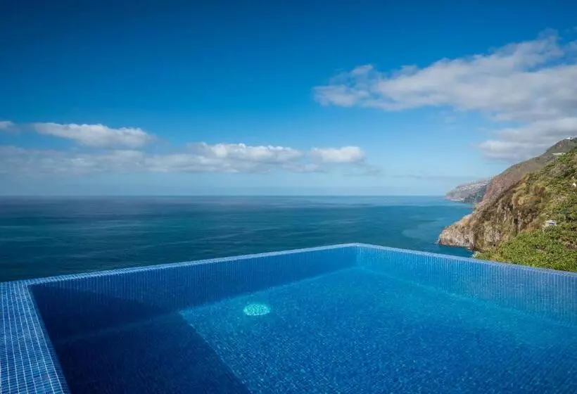 Lomakeskus Escarpa   The Madeira Hideaway