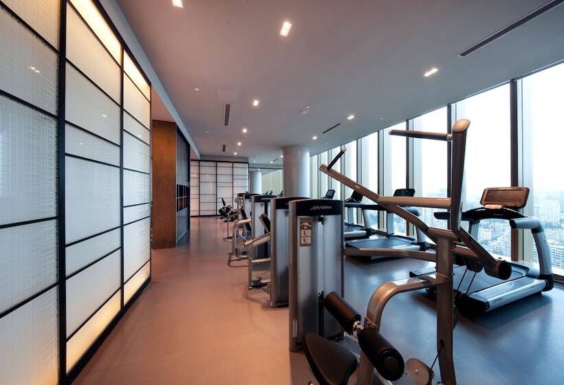 酒店 Golden Eagle International