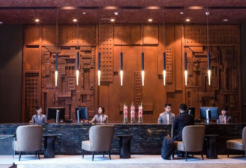 酒店 Golden Eagle International