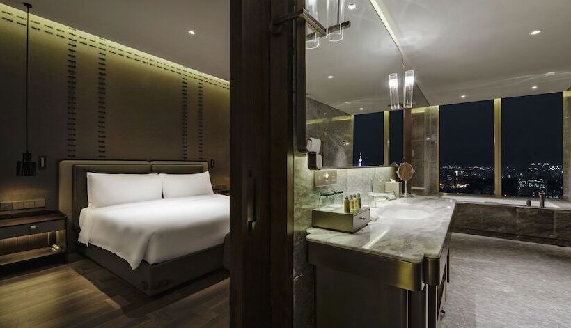 酒店 Golden Eagle International